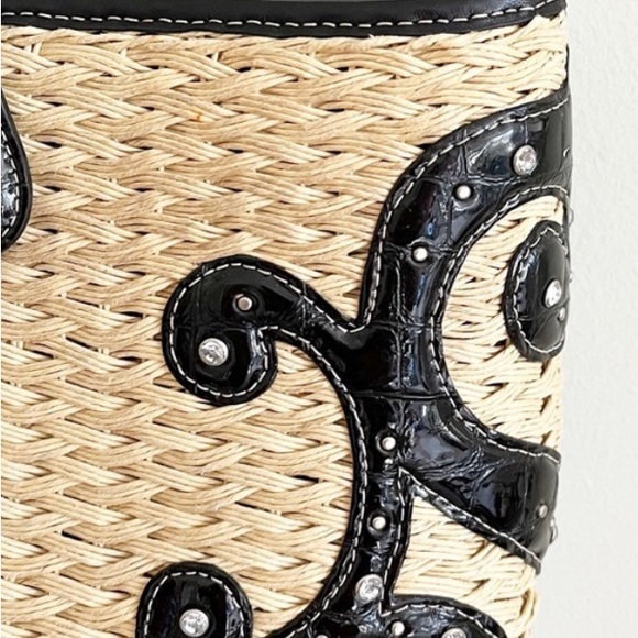 Bringhton Straw Weave with Black and Rhinestone Accents - Picture 4 of 7